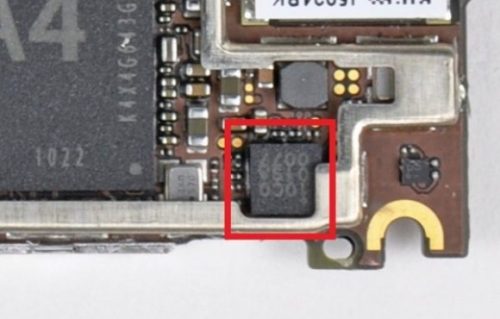 iPhone 4S Audio IC csere