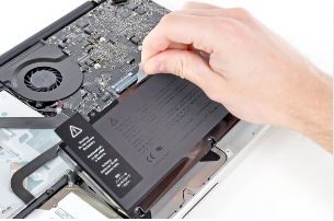 MacBook Air 11" Akkumulátor csere (2010-2013)