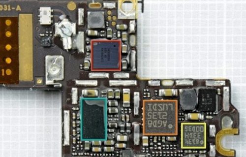 iPhone 4S Touch IC csere (Digitizer-érintőkijelző vezérlő IC)